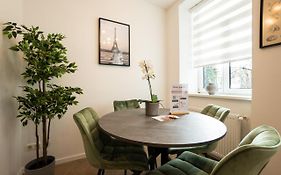 Brand-New Apartment In The 17Th District Of Vienna