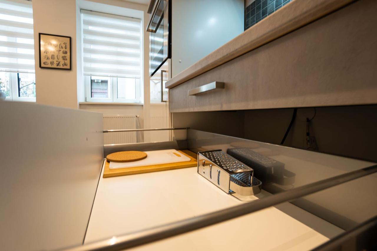 Brand-New Apartment In The 17Th District Of Wien Exterior foto